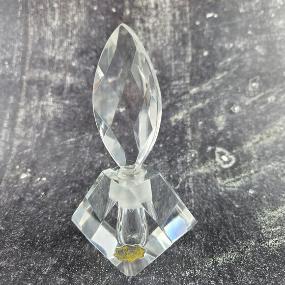 Vintage Hand Cut Highly Polished Prism Clear Crystal Perfume Bottle with Stopper - Picture 5 of 16